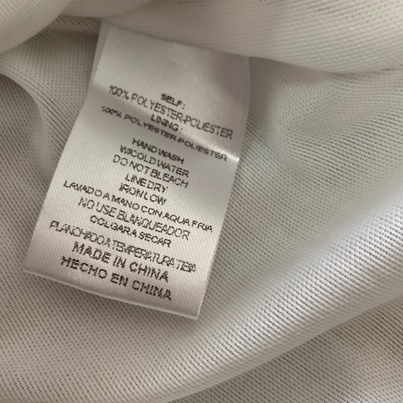 NWT White Mini Skirt- Small - Picture 7 of 7